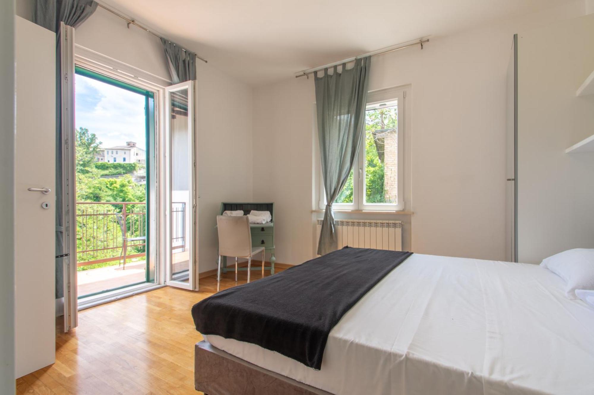 Galteri Housing 1 Terrazzo Privato Con Vista Apartment Perugia Luaran gambar