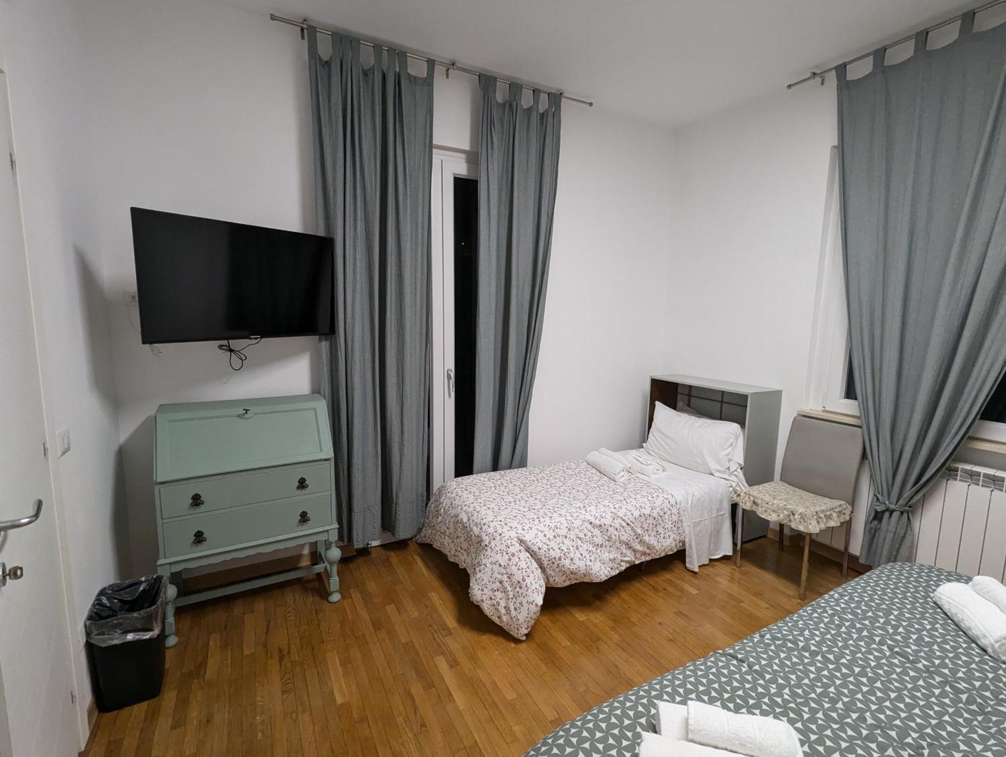 Galteri Housing 1 Terrazzo Privato Con Vista Apartment Perugia Luaran gambar